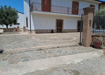 Foto 1 - Casa semi indipendente via pietrale
 
1, Capaccio Paestum - foto 1