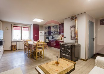 Sala da pranzo - Casa semi indipendente via gravè
 
4, Borgone Susa - foto 32