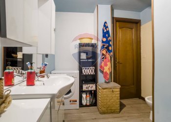 Bagno - Casa semi indipendente via gravè
 
4, Borgone Susa - foto 40