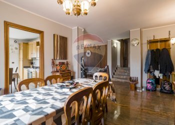 Sala da pranzo - Casa semi indipendente via gravè
 
4, Borgone Susa - foto 69
