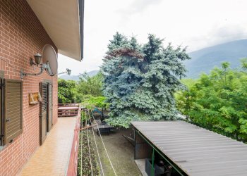 Balcone - Casa semi indipendente via gravè
 
4, Borgone Susa - foto 81