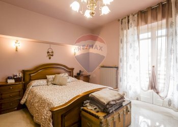 Camera / camera da letto - Casa semi indipendente via gravè
 
4, Borgone Susa - foto 91