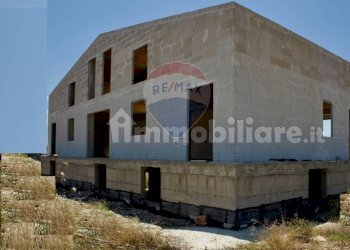 Edificio all\'aperto - Villa sr82, Ragusa - foto 1