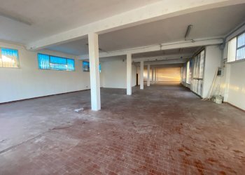 Foto 1 - Commercial Activity via provinciale vicarese
 
12, Vicopisano - photo 1