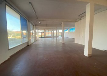 Foto 3 - Commercial Activity via provinciale vicarese
 
12, Vicopisano - photo 3