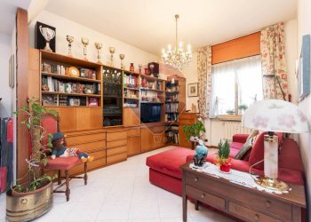 Foto 3 - Apartment Via San Martino
 
2, Genova - photo 3