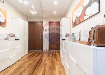 Foto 2 - Three-room apartment Via Remigio Vigliero
 
8, Genova - photo 2