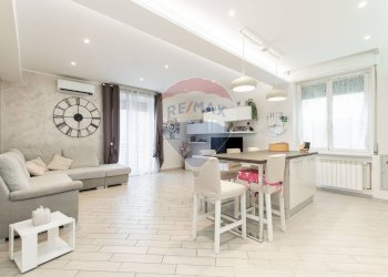 Foto 1 - Appartamento Via San Bartolomeo del Fossato
 
10, Genova - foto 1