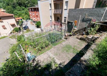 Giardino - Appartamento Via Santissimo Nome di Gesù
 
11, Ceranesi - foto 3