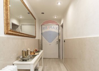 Hall / corridoio - Apartment Via Acquasanta
 
14, Genova - photo 24