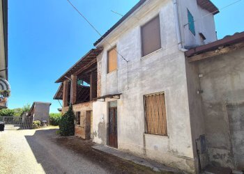 Foto 1 - Casa indipendente Via IV Novembre
 
4, Corteolona e Genzone - foto 1