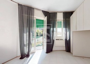 Foto 12 - Bilocale via dei colli
 
13, Salò - foto 12