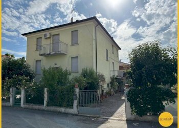 Foto 3 - Villa a Schiera via giosue carducci
 
12, Molinella - foto 3