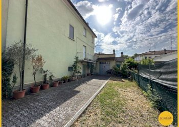 Foto 11 - Villa a Schiera via giosue carducci
 
12, Molinella - foto 11