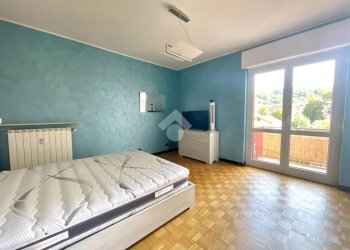 Four-room apartment Via Roma, Grignasco - photo 23
