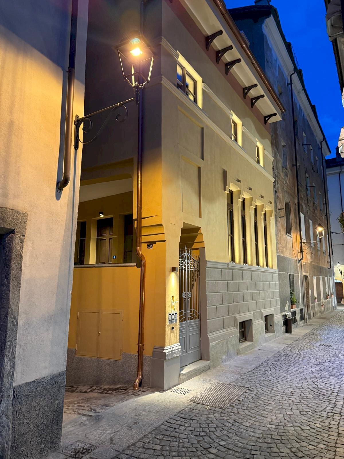 Bilocale rue de lostan, 4, Aosta - foto 1