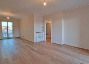 Apartment via Piave 23, Bra (CN), Bra - photo 9