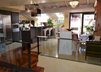 Trilocale - Via Duomo, 10, Verona (zona Centro Storico) - foto 10