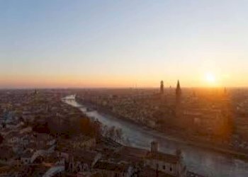 Appartamento Verona (zona Centro Storico) - foto 12