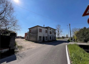 Stabile - Palazzo - Strada Pellalocco, 22, Roverbella - foto 11