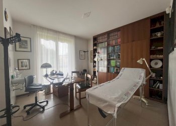 Office Verona (neighborhood Porta Nuova) - photo 9