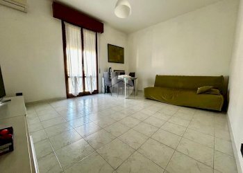 Three-room apartment Via Bruno Buozzi, Rimini - photo 3