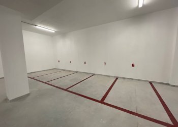 Foto 2 - Box Via Macedonia
 
71, Roma - foto 2