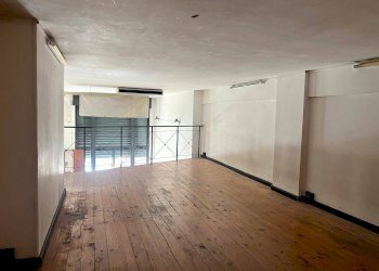 Foto 4 - Attività Commerciale Via Maddaloni
 
34R, Genova - foto 4