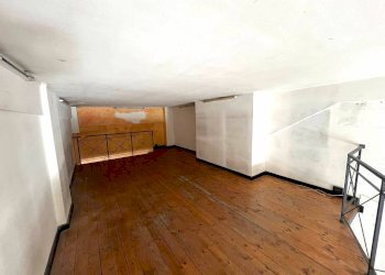 Foto 5 - Attività Commerciale Via Maddaloni
 
34R, Genova - foto 5