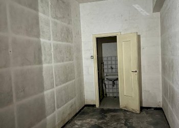 Foto 11 - Attività Commerciale Via Maddaloni
 
34R, Genova - foto 11