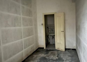 Foto 12 - Attività Commerciale Via Maddaloni
 
34R, Genova - foto 12