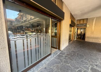 Foto 7 - Locale Commerciale piazza albini
 
7, Robbiate - foto 7