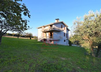 Foto 1 - Casa indipendente Via Chiavanella
 
22, Monteleone di Fermo - foto 1