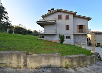 Foto 33 - Casa indipendente Via Chiavanella
 
22, Monteleone di Fermo - foto 33