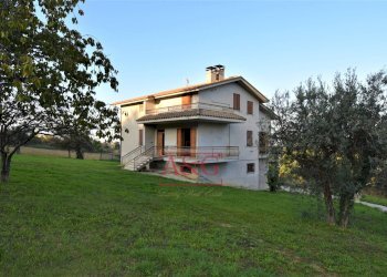 Foto 35 - Casa indipendente Via Chiavanella
 
22, Monteleone di Fermo - foto 35