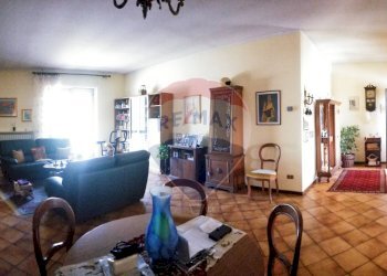 soggiorno - pranzo - Casa indipendente SP594
 
82, Ghislarengo - foto 9