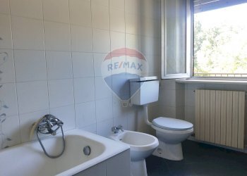bagno con vasca - Casa indipendente SP594
 
82, Ghislarengo - foto 39