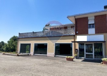 Casa all\'aperto - Locale Commerciale SP594
 
82, Ghislarengo - foto 3