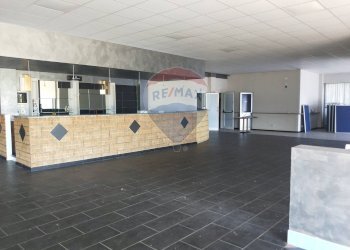 Ricezione / Lobby - Locale Commerciale SP594
 
82, Ghislarengo - foto 1