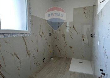 Bagno - Bilocale Via Visconti
 
9, Vanzaghello - foto 4