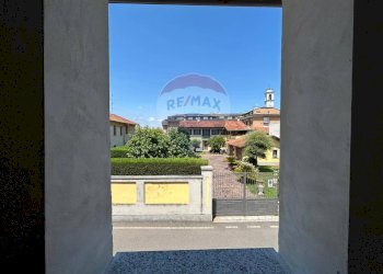 Balcone - Bilocale Via Visconti
 
9, Vanzaghello - foto 10