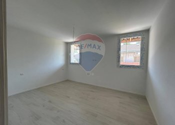 Stanza vuota - Trilocale Via Visconti
 
9, Vanzaghello - foto 18