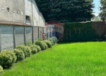 Giardino - Trilocale Via Visconti
 
9, Vanzaghello - foto 21