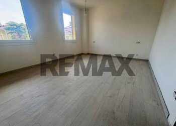 Stanza vuota - Trilocale Via Visconti
7, Vanzaghello - foto 9