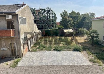 Giardino - Trilocale Via Visconti
7, Vanzaghello - foto 19
