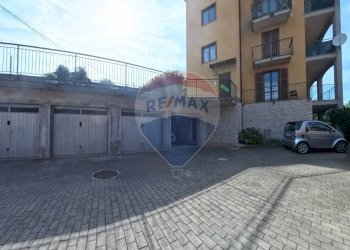 Edificio all\'aperto - Villa Bifamiliare Via Provinciale
 
46, Cadegliano-Viconago - foto 21