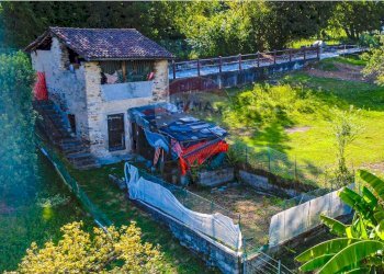 Giardino - Casa indipendente Via Bonomi
 
19, Brissago-Valtravaglia - foto 34