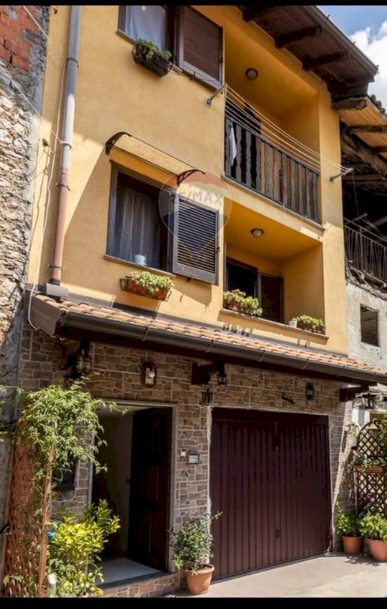 Edificio all\'aperto - Casa semi indipendente Via del Pozzo
3, Cuveglio - foto 3