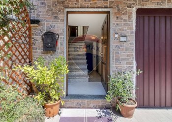 Scale - Casa semi indipendente Via del Pozzo
 
3, Cuveglio - foto 19