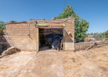Casa all\'aperto - Casa indipendente Via Giuseppe Garibaldi
 
171, Caltagirone - foto 14